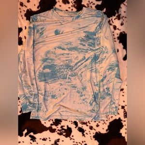 Realtree, men’s fishing shirt size XL